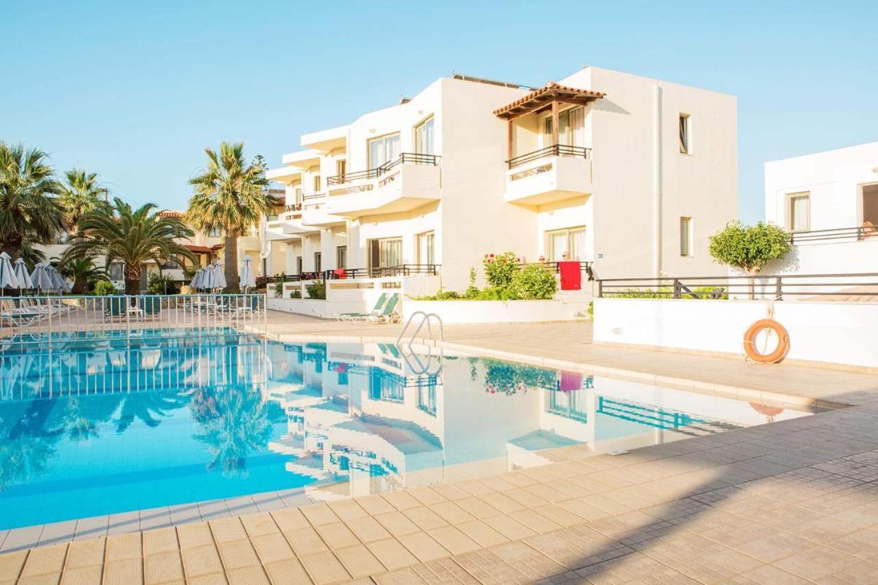 Apladas Hotel Agia Marina Buitenkant foto