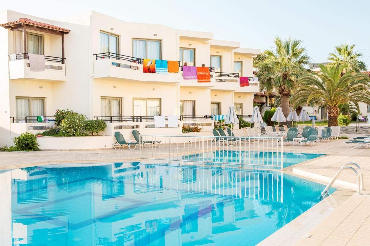 Apladas Hotel Agia Marina Buitenkant foto
