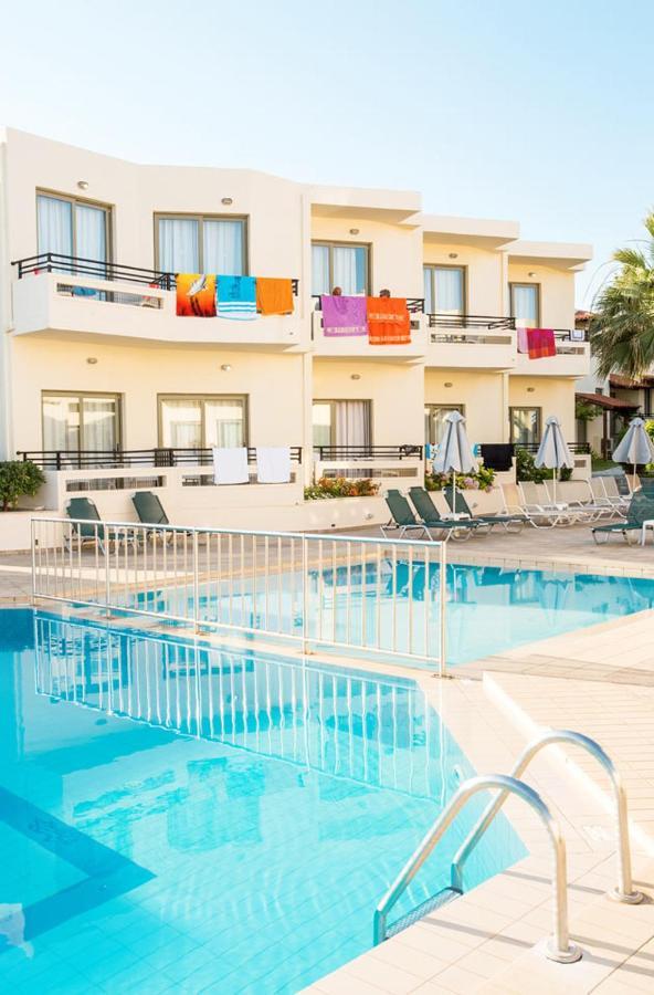 Apladas Hotel Agia Marina Buitenkant foto